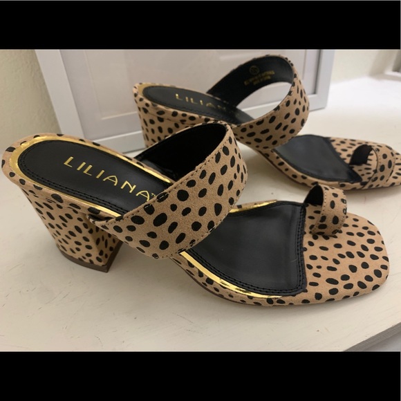 Cheetah Print Toe Loop Heels - Picture 2 of 5